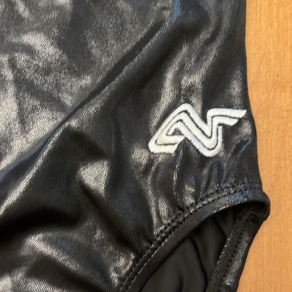 Alpha Factor leotard - Picture 3 of 6